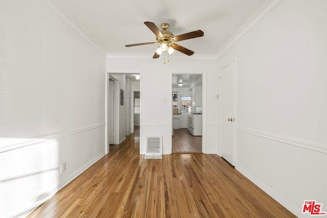 Building Photo - 5324 Vantage Ave