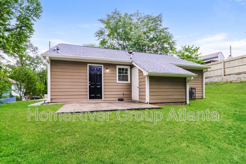 Building Photo - 4636 Vintage Ln