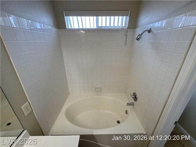 Building Photo - Charming Silverado Ranch Single-Story on Quiet Cul-de-Sac Near Park!