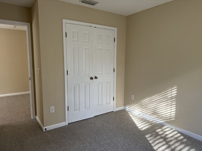 Building Photo - Move-in ready in Fleming Island Plantation