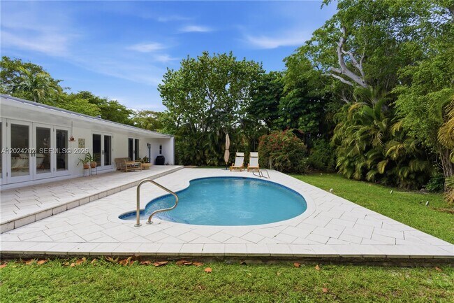 Building Photo - 115 S Prospect Dr