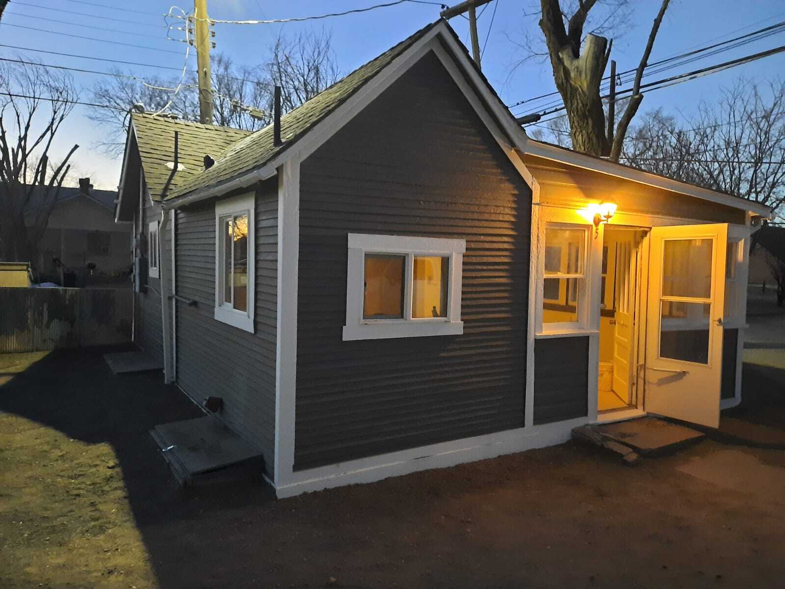 Cottage at dusk - 635 Elm Ave
