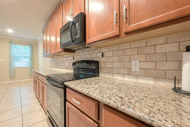 Building Photo - 24630 Folkstone Cir