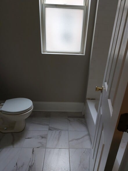 Bathroom - 7730 S Essex Ave