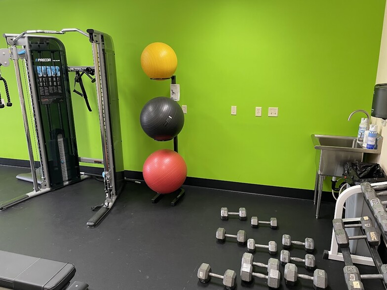 Gym - shared - 2530 E 34th St