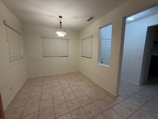 Building Photo - 17403 N 167th Dr