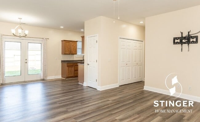 Building Photo - 28 Spearmint Cir