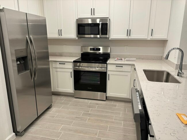 Building Photo - 3491 SE 37th Ct