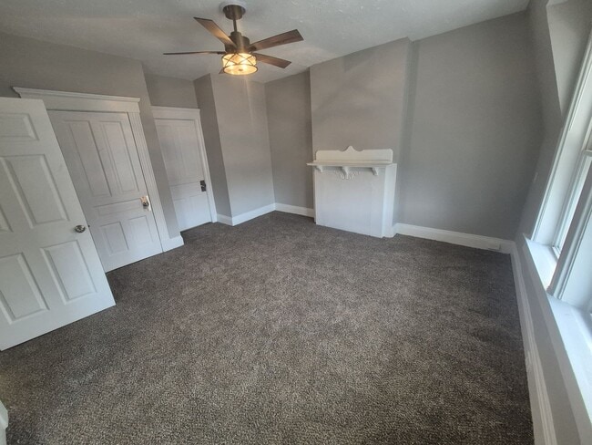 Building Photo - 132 Evergreen Ave