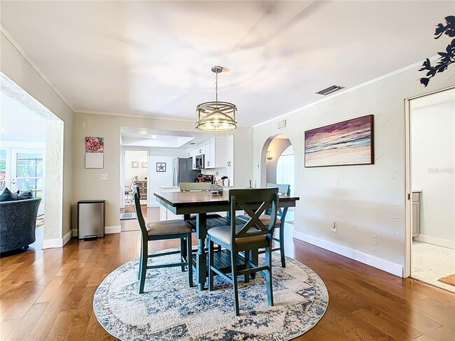 Building Photo - 2250 Watrous Dr