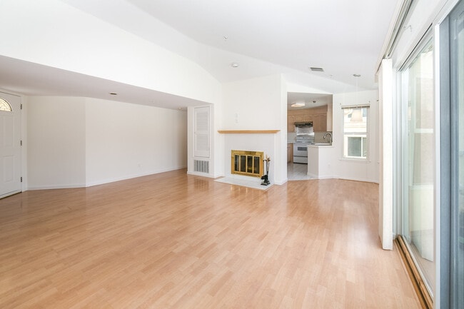 Building Photo - 3855 Carter Dr
