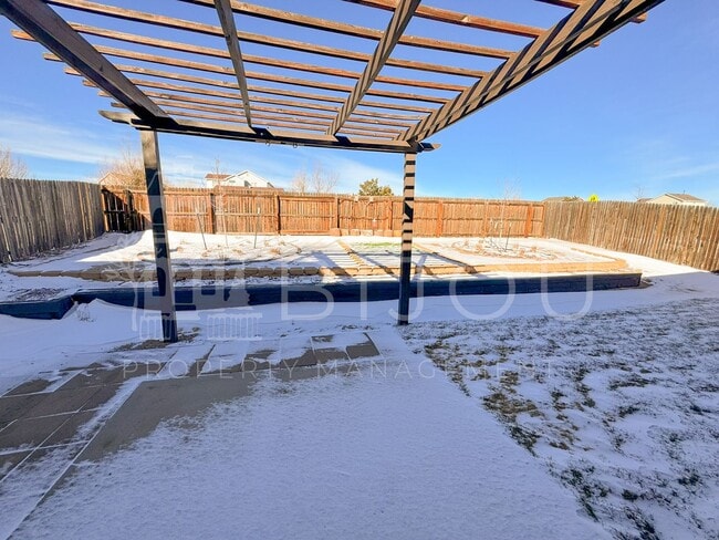Building Photo - Woodmen Hills Ranch Home