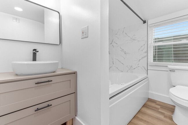 Building Photo - Welcome to this charming home located in t...