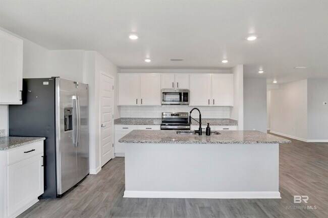 Building Photo - 3191 Camino Real Lp