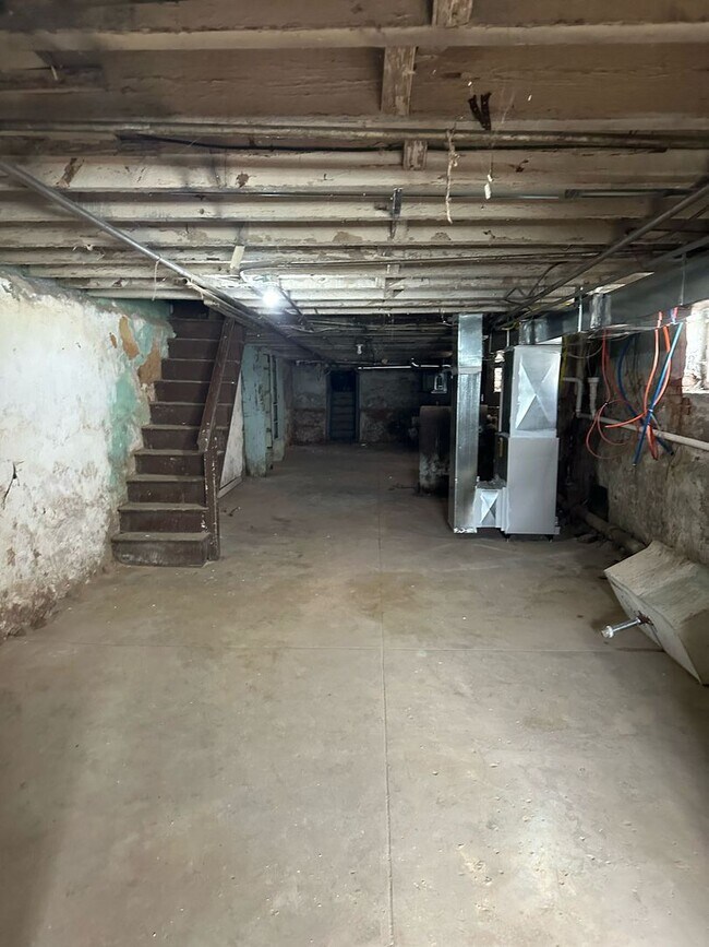 Building Photo - BRAND NEW 2 BEDROOM 1 BATH FIRST FLOOR APARTMENT