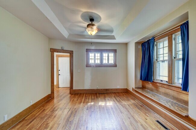 Building Photo - 307 N 31st St