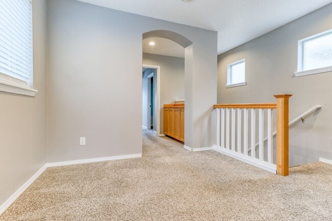 Building Photo - 20467 SW Rosemount St