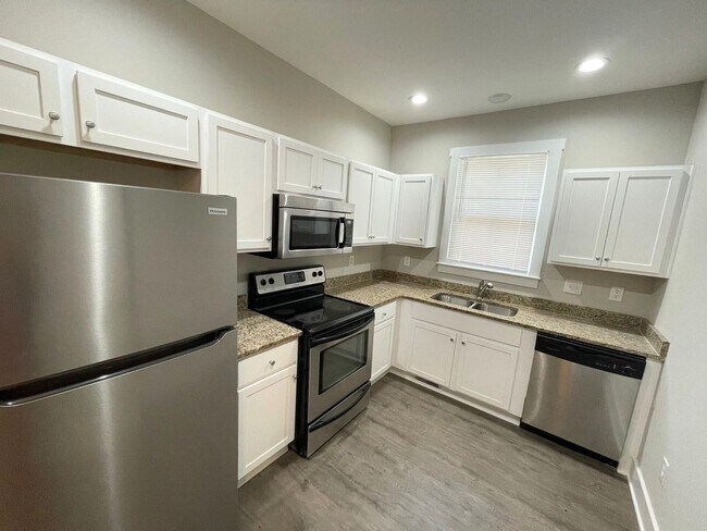 Building Photo - PRE-LEASING FOR AUGUST 2026!