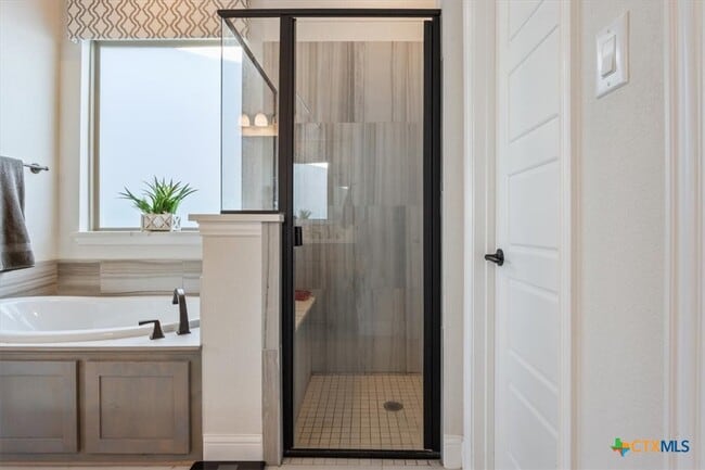 Building Photo - 2606 Legacy Ranch Dr