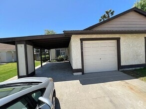 Building Photo - 5372 Hidalgo St