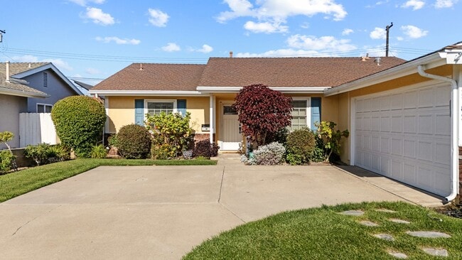 Building Photo - Garden Grove Gem: Your New Home Awaits on ...