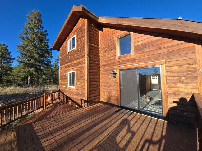 Building Photo - 11 Sun Way