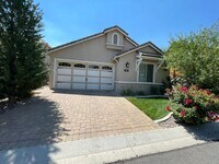 Building Photo - 3165 Covent Gardens Dr