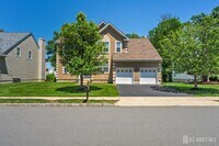 Building Photo - 13 Goldstar Dr