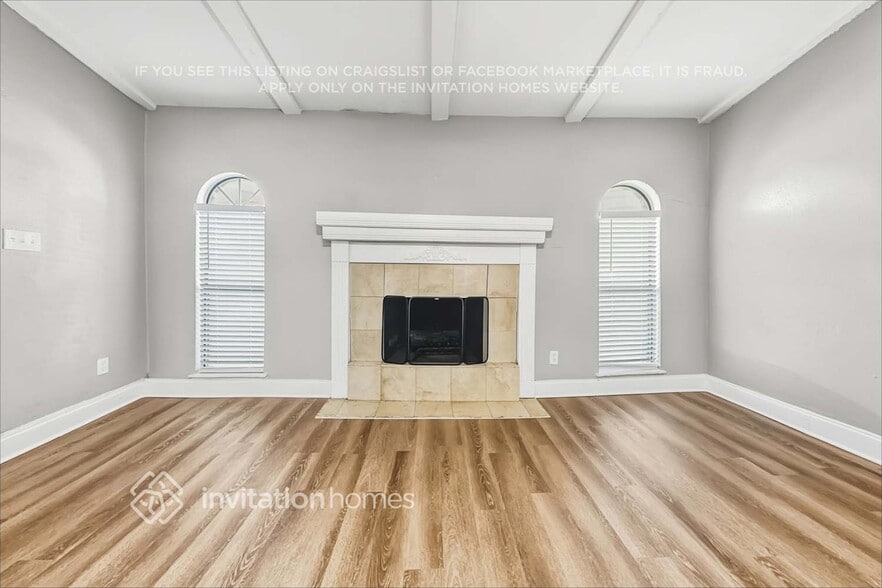 Building Photo - 1217 Lombardy Dr