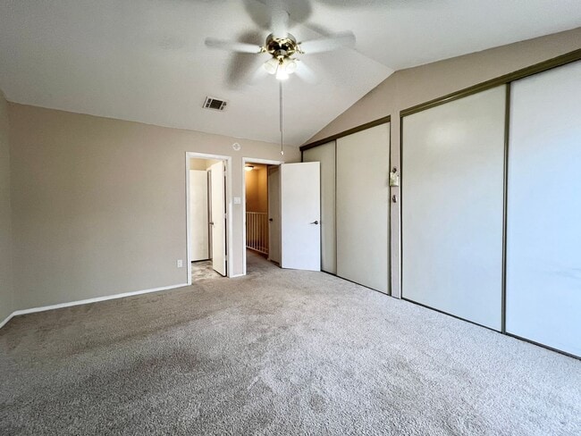Building Photo - Cozy condo in Euless!!!