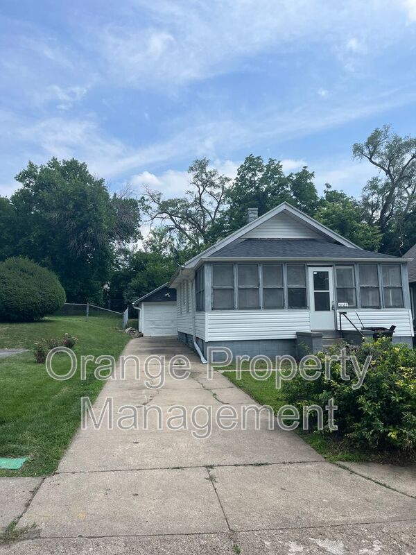 Primary Photo - 5723 N 33rd Ave