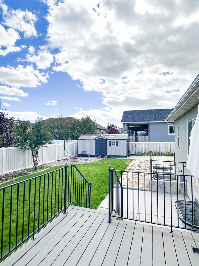 Building Photo - 4441 Wynridge Ln