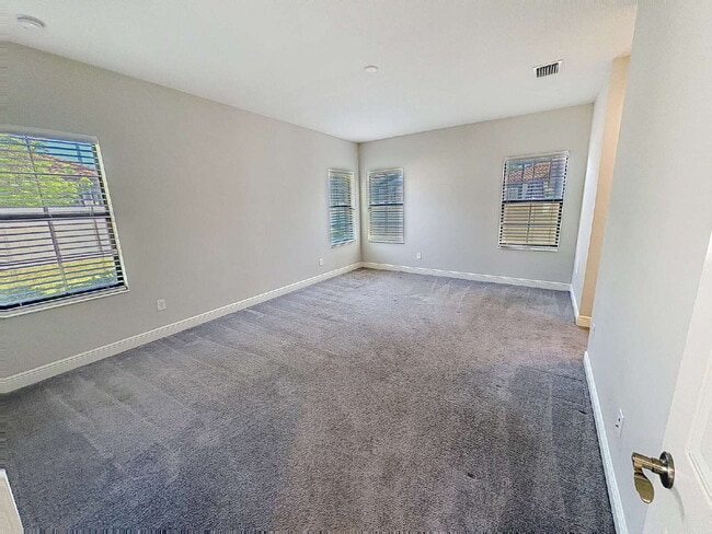 Building Photo - 11220 Fish Eagle Dr