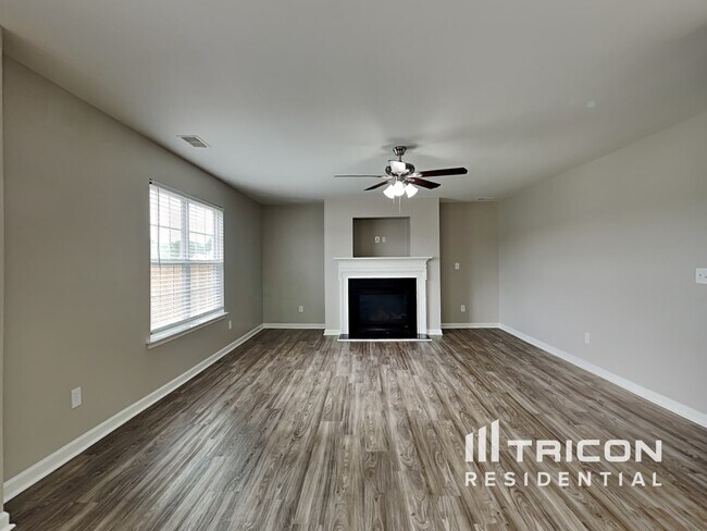Building Photo - 2208 Ballingarry Dr