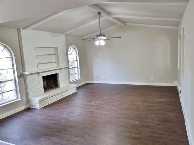 Building Photo - 1320 Iris Ln