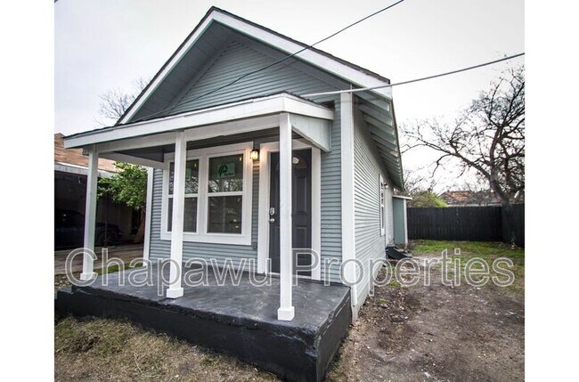 Building Photo - 123 Douglas Way St