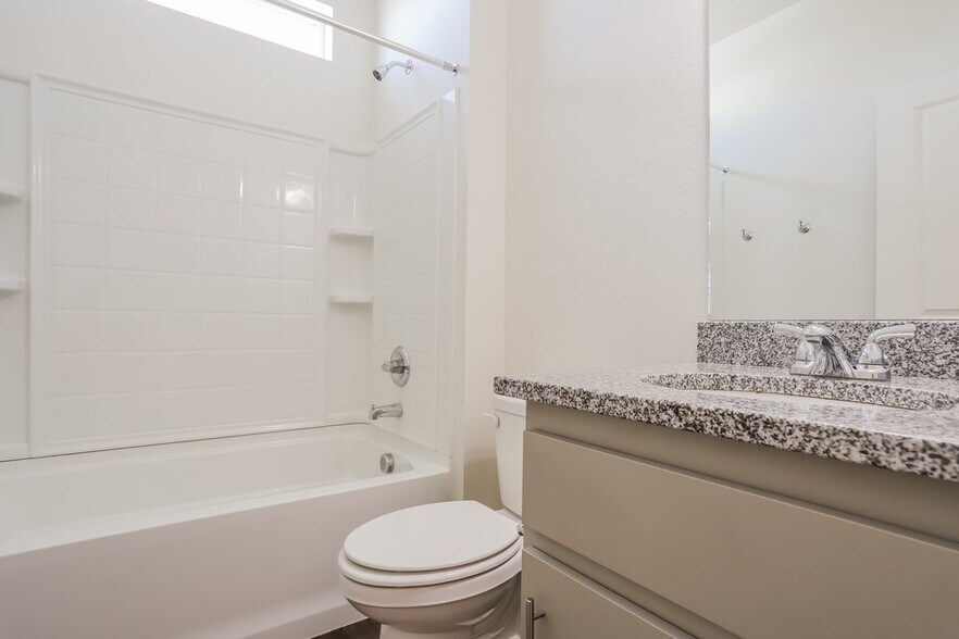 Building Photo - 4748 N Tower Ct