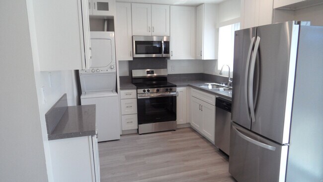 Building Photo - 1189 N Shattuck St