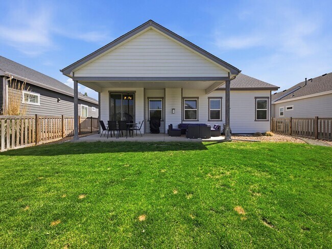 Building Photo - 5029 Long Dr