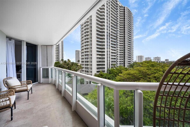 Building Photo - 21205 Yacht Club Dr
