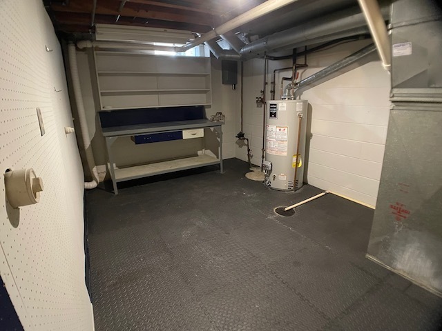 Building Photo - Duplex in North Peoria