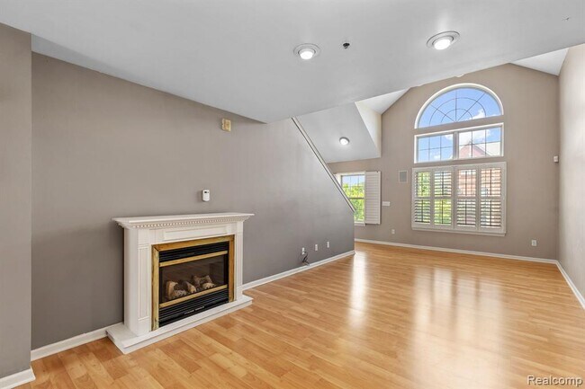 Building Photo - 3292 Newbury Pl