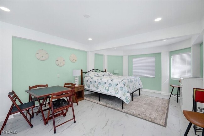 Building Photo - 1111 Schooner Pl