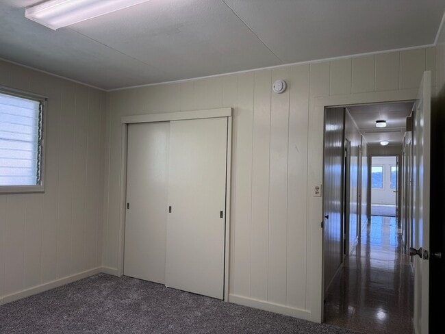 Building Photo - 3br - 3 Bed/2 Bath House with Family Room - Convenient Honolulu Location