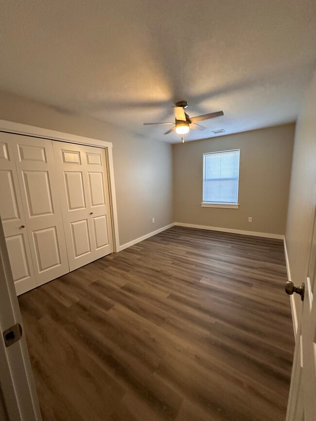 Building Photo - 2420 S Ida St