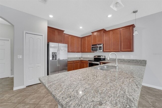 Building Photo - 6477 Sedgeford Dr