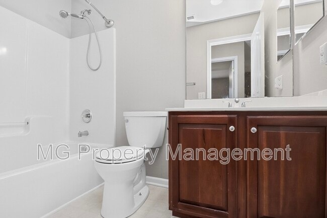 Building Photo - 16223 Circlegreen Dr