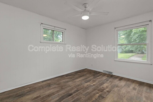 Building Photo - 1736 Nemnich Rd