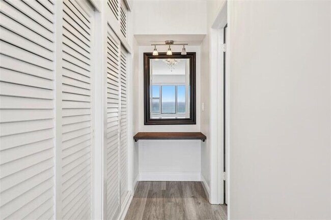 Building Photo - 3700 Galt Ocean Dr