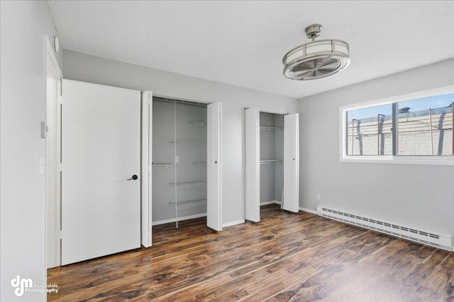 Building Photo - Charming 2BD/1BA Condo